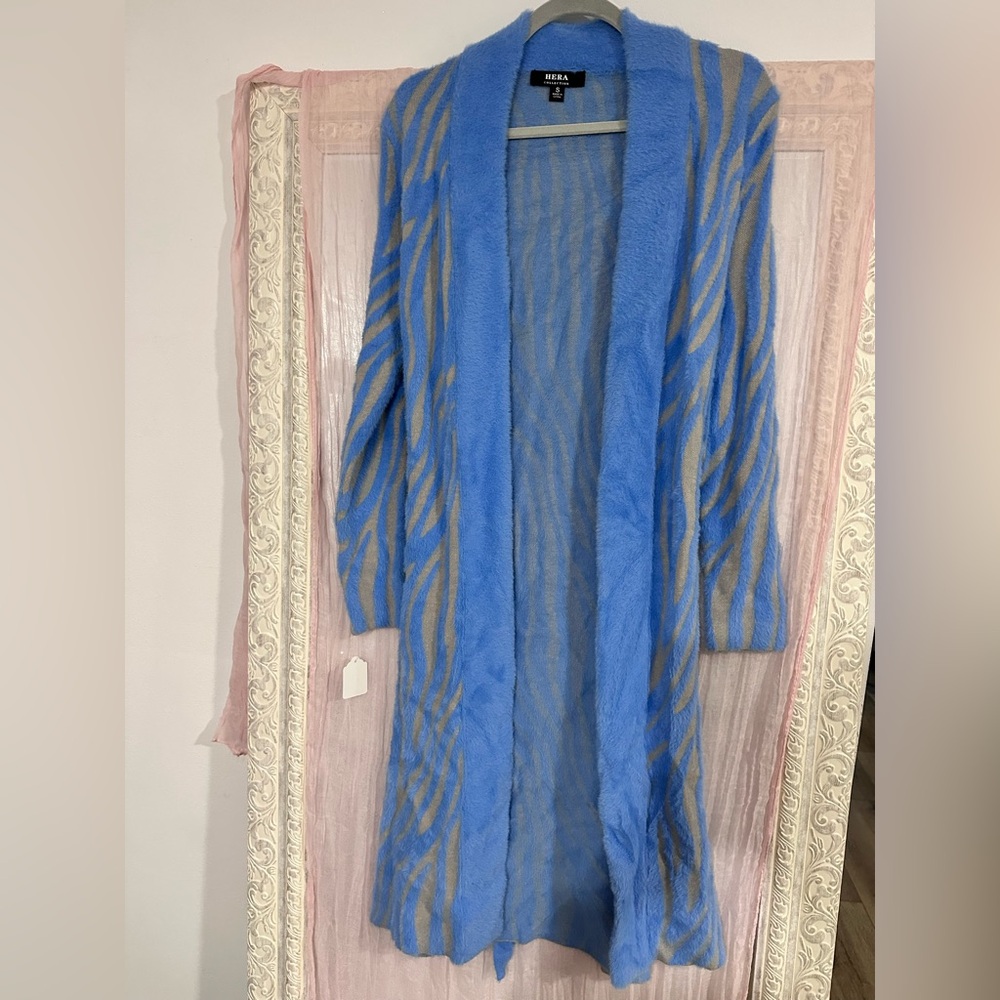 Hera Collection Blue and Tan Robe